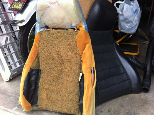 1977 280z seat - uncovered