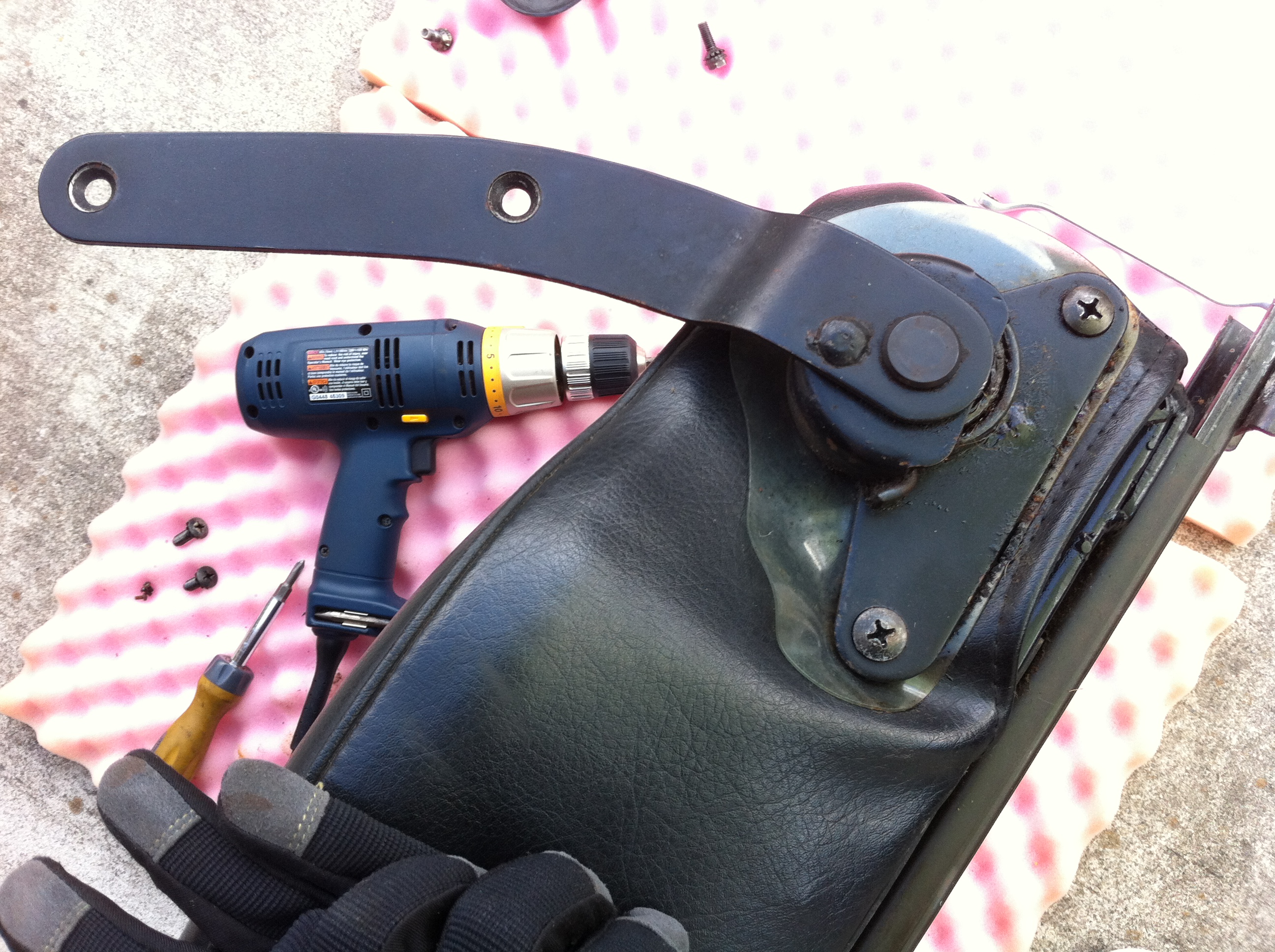 Datsun 280z seat - spring mechanism