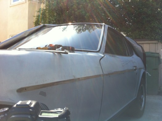 Datsun 280z - no side molding
