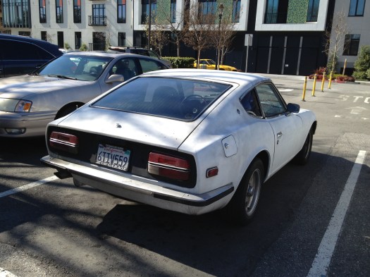 Daily-Datsun-Zpotted-white-240z-3