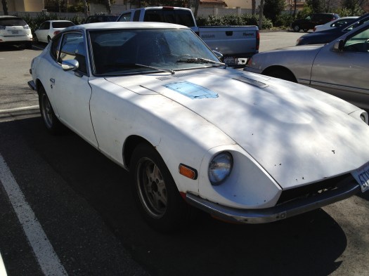 Daily-Datsun-Zpotted-white-240z-4