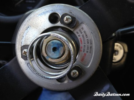 Daily-Datsun-240z-280z-steering-wheel (9)