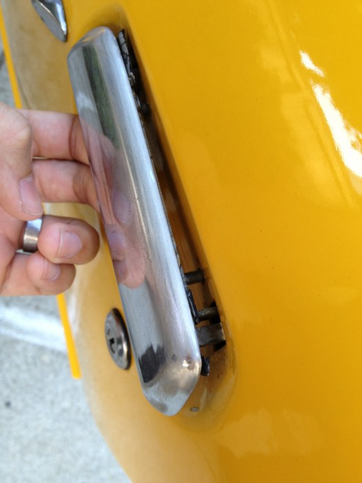 Daily-Datsun-Door-handle (8)